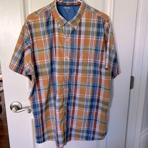 IZOD Men's Multicolor Plaid Button Down Shirt